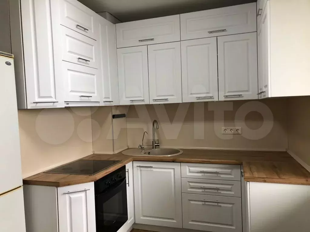 2-к. квартира, 60 м, 8/18 эт. - Фото 0
