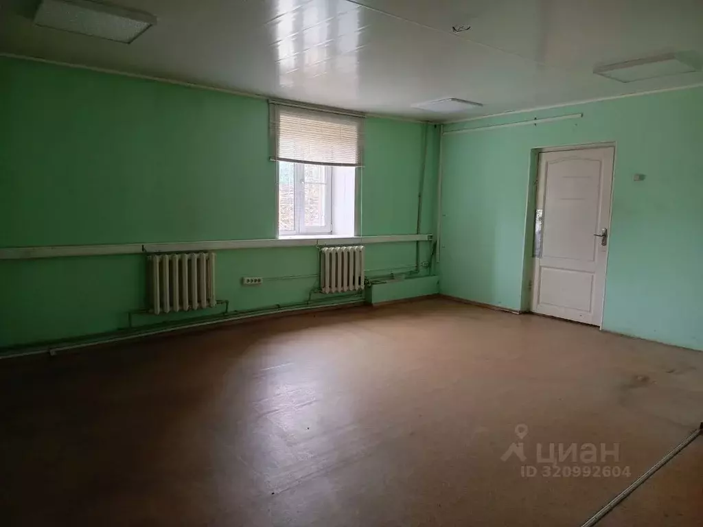 Помещение свободного назначения в Кировская область, Киров Базовый ... - Фото 1