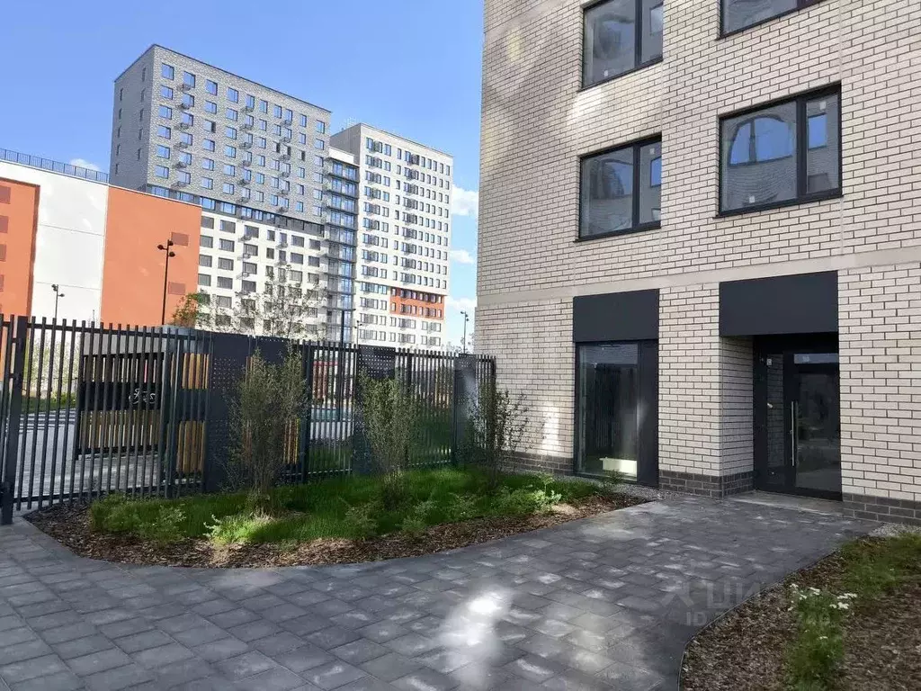 Торговая площадь в Тюменская область, Тюмень Интернациональная ул., ... - Фото 0