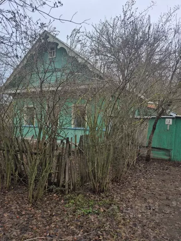 Дом в Саратовская область, Петровский район, Пригородное муниципальное ... - Фото 2