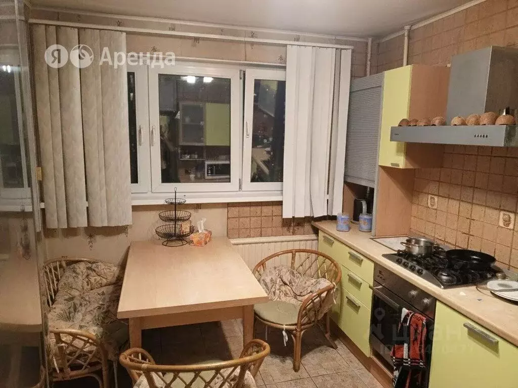 3-к кв. Санкт-Петербург ул. Маршала Казакова, 5К1 (63.0 м) - Фото 0