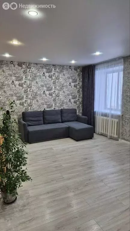 2-комнатная квартира: Омск, улица Яковлева, 8 (57 м) - Фото 1