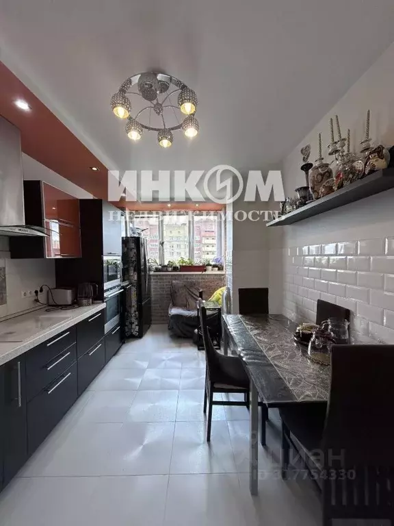 4-к кв. Московская область, Долгопрудный Новый бул., 23 (80.5 м) - Фото 0