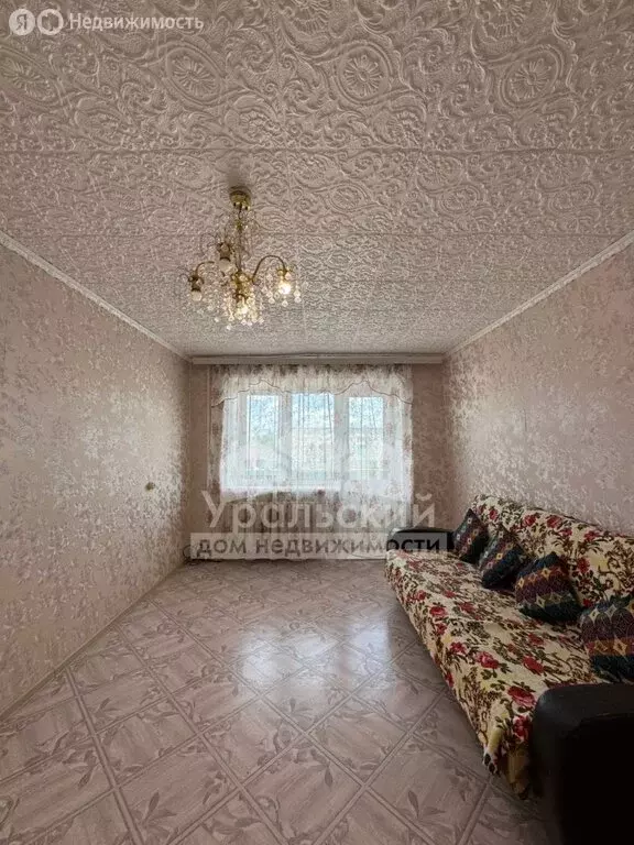 2-комнатная квартира: Верхняя Синячиха, Октябрьская улица, 6 (43.8 м) - Фото 1