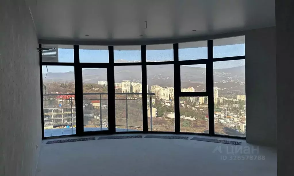 2-к кв. Крым, Алушта ул. Западная, 4к2 (54.0 м) - Фото 1