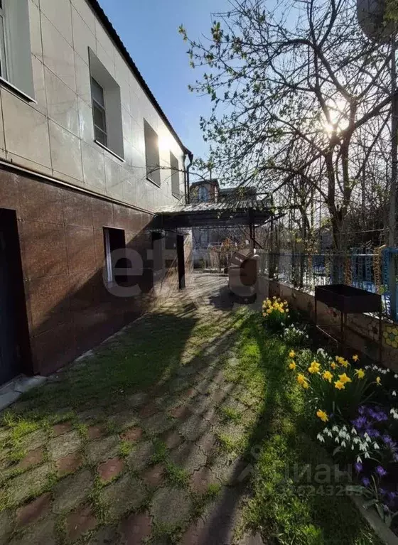 Дом в Ставропольский край, Ставрополь ул. Короткова, 144 (200 м) - Фото 1