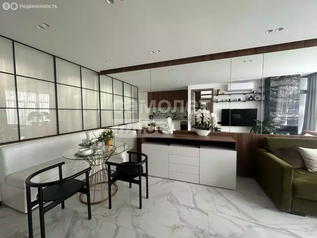 2-комнатная квартира: Волгоград, Батальонная улица, 9 (55 м) - Фото 2