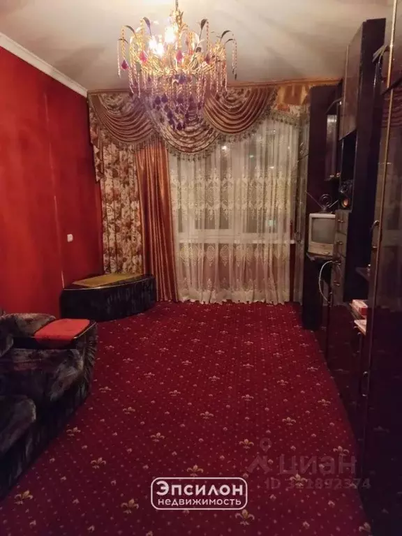 3-к кв. Курская область, Курск ул. Серегина, 28 (64.0 м) - Фото 1