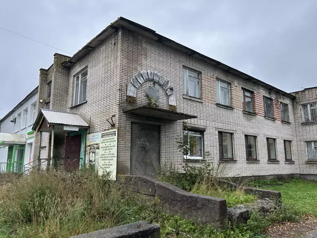 Торговая площадь в Ленинградская область, Выборгский район, Рощинское ... - Фото 2