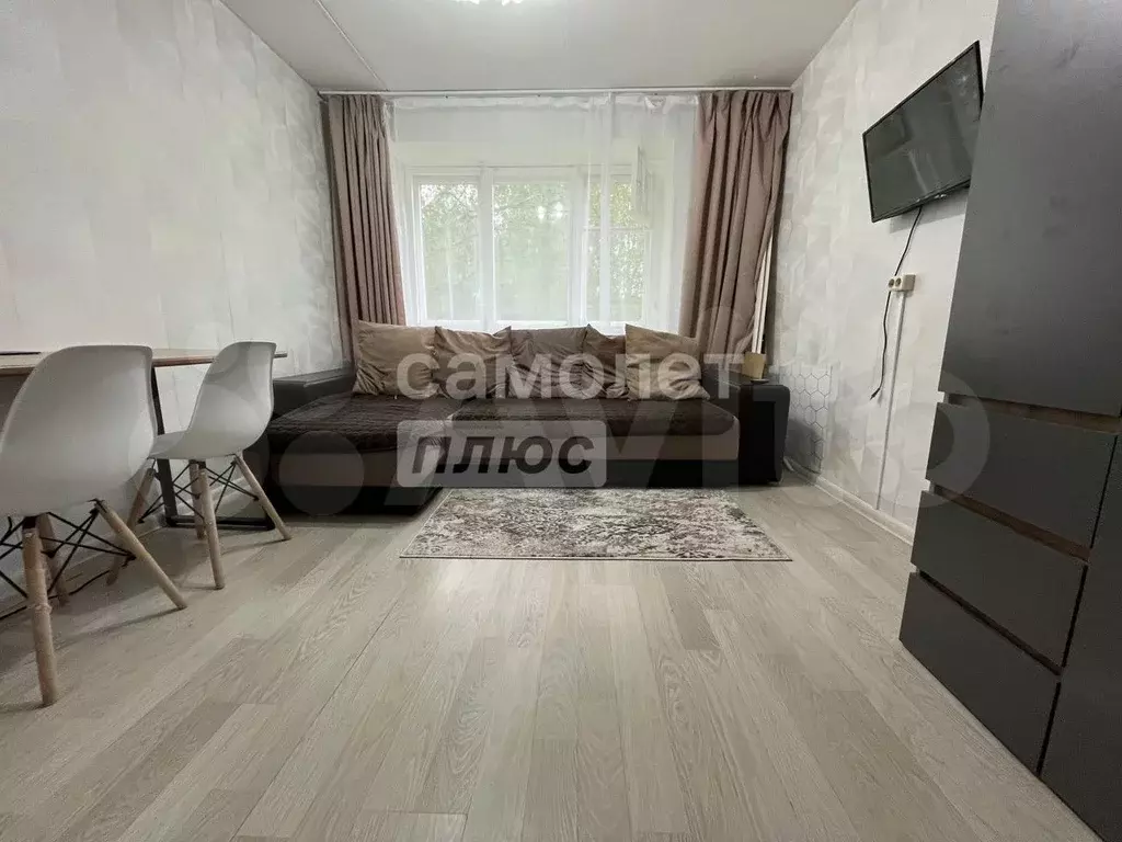 Комната 14 м в 6-к., 4/5 эт. - Фото 1