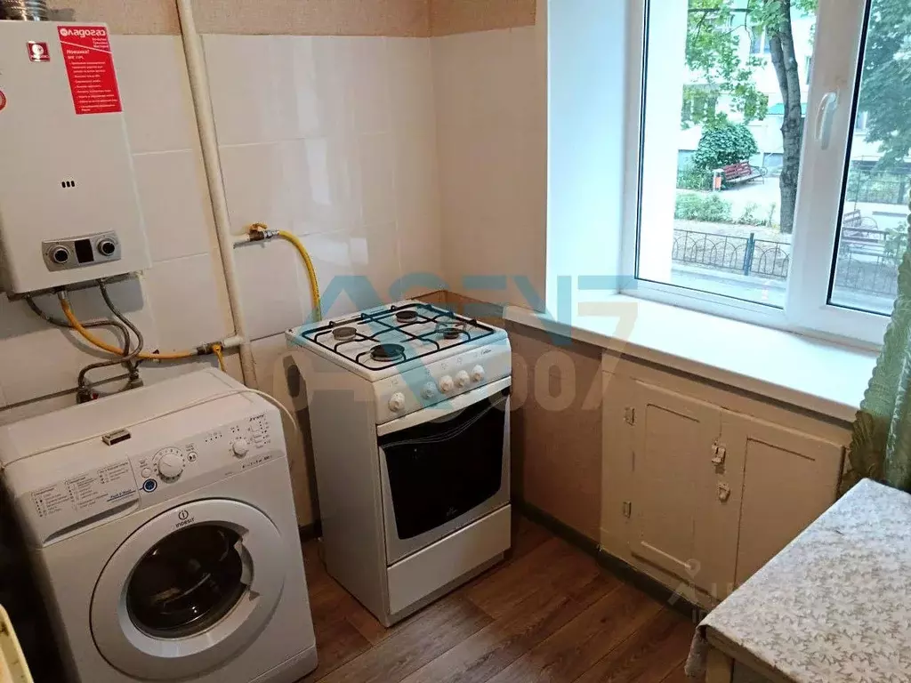 1-к кв. Белгородская область, Белгород Садовая ул., 25А (29.5 м) - Фото 1