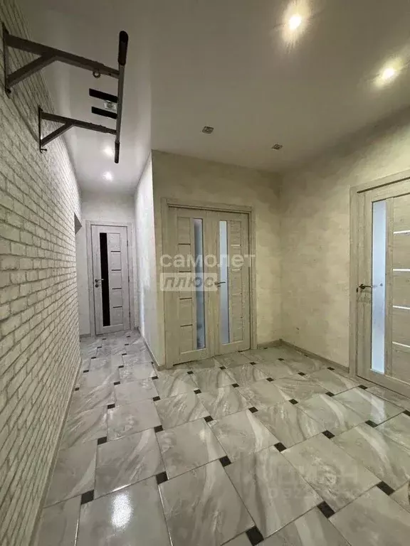 2-к кв. Ханты-Мансийский АО, Сургут ул. Островского, 11 (54.0 м) - Фото 1