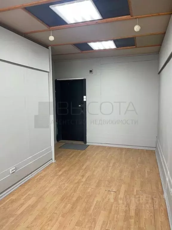 Офис в Тюменская область, Тюмень ул. Республики, 53 (34 м) - Фото 2