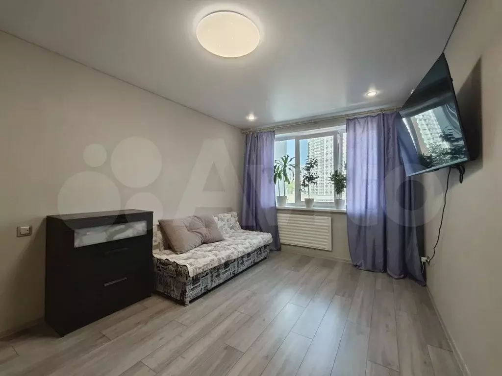 1-к. квартира, 32,9 м, 6/9 эт. - Фото 0