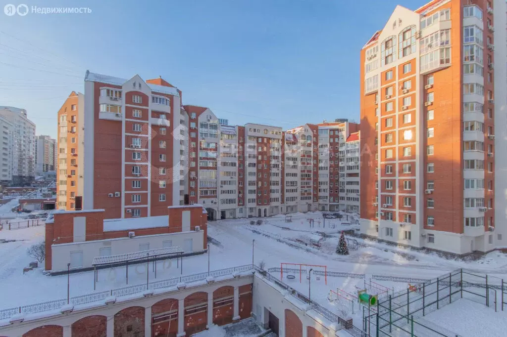 3-комнатная квартира: Екатеринбург, улица Хохрякова, 66 (107.7 м) - Фото 2