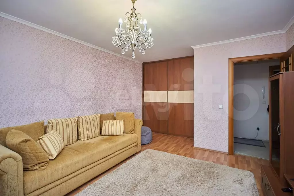 1-к. квартира, 36 м, 1/5 эт. - Фото 1