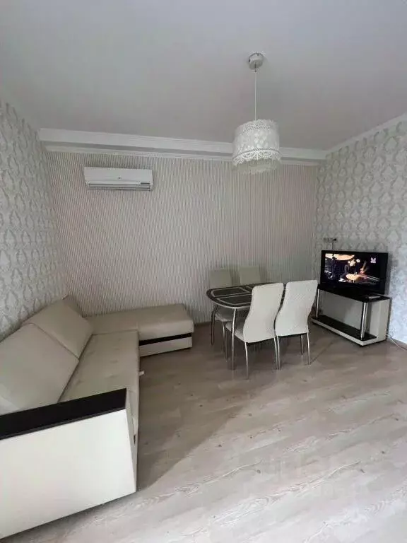 1-к кв. Краснодарский край, Сочи ул. Яна Фабрициуса, 2/27а (38.0 м) - Фото 0