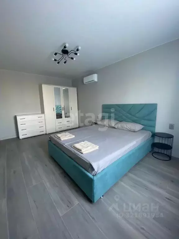 3-к кв. Краснодарский край, Темрюк ул. Калинина (60.1 м) - Фото 0