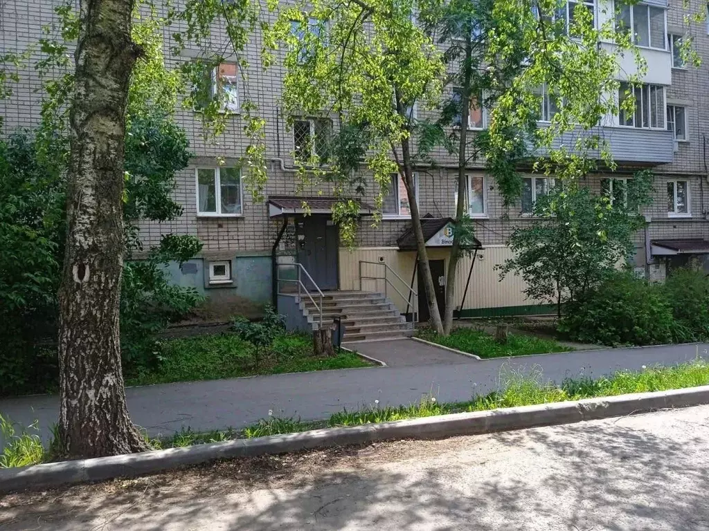 Помещение свободного назначения в Удмуртия, Ижевск ул. Коммунаров, 175 ... - Фото 0