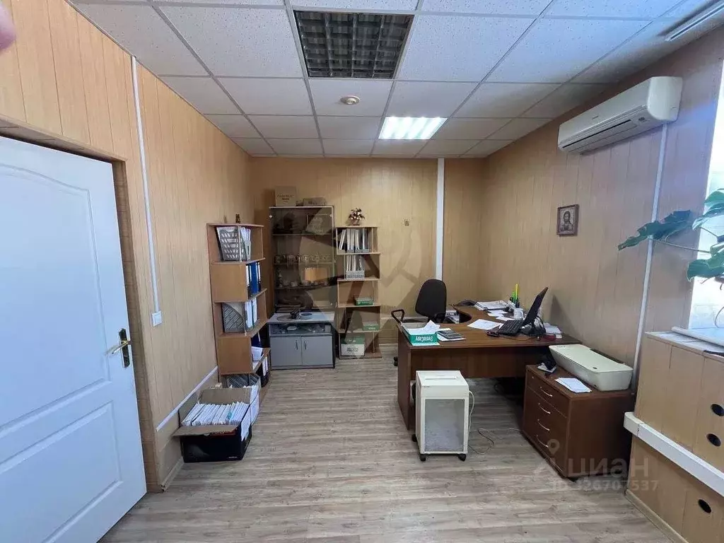 Офис в Белгородская область, Старый Оскол ул. Чапаева, 37 (16 м) - Фото 1