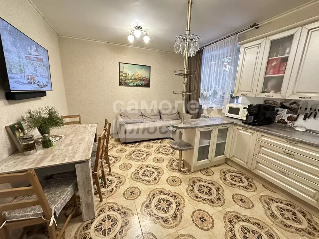 Таунхаус в Свердловская область, Екатеринбург ул. Абрикосовая, 10/7 ... - Фото 2