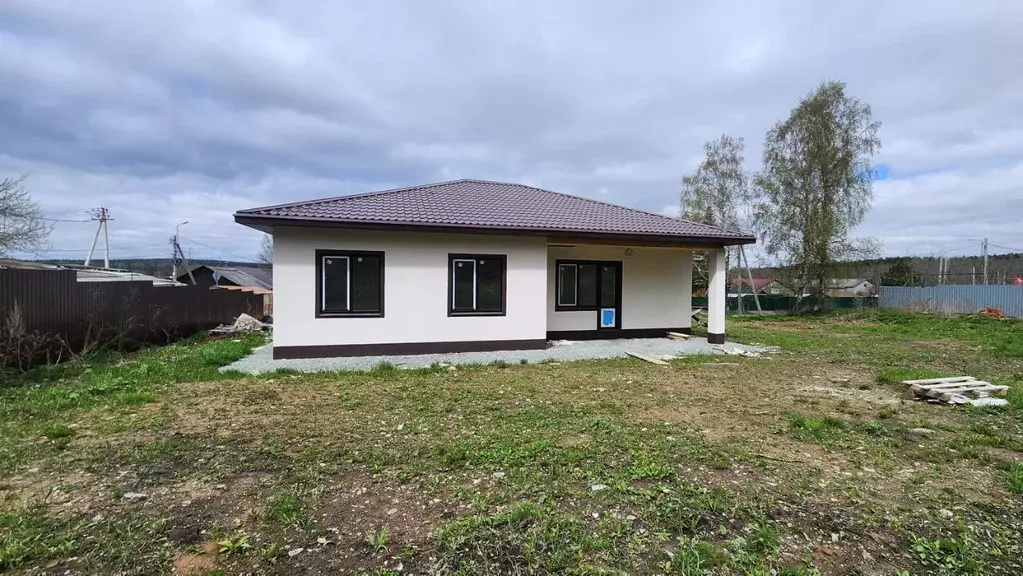 Дом в Свердловская область, Екатеринбург муниципальное образование, ... - Фото 0