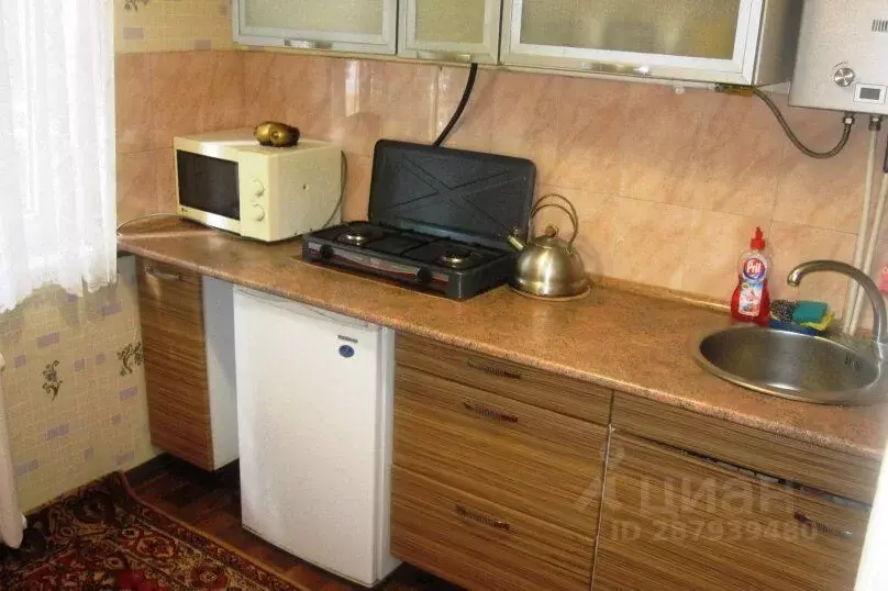 1-к кв. Крым, Керчь ул. Маршала Еременко, 41 (32.0 м) - Фото 0