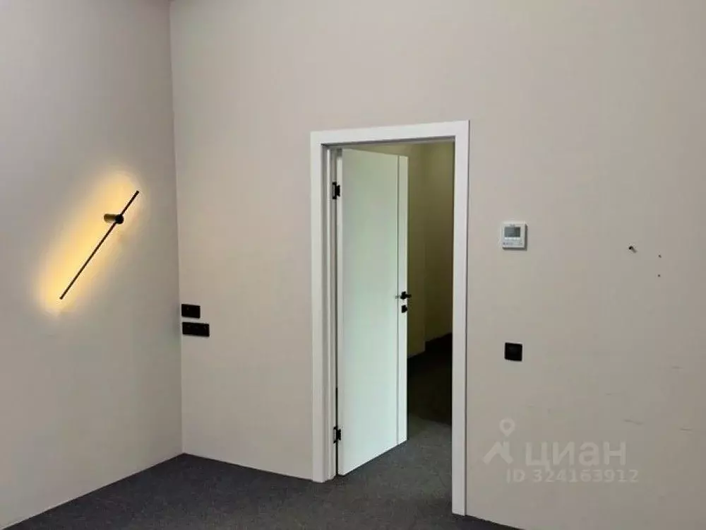 Офис в Москва 2-я Брестская ул., 6 (100 м) - Фото 1