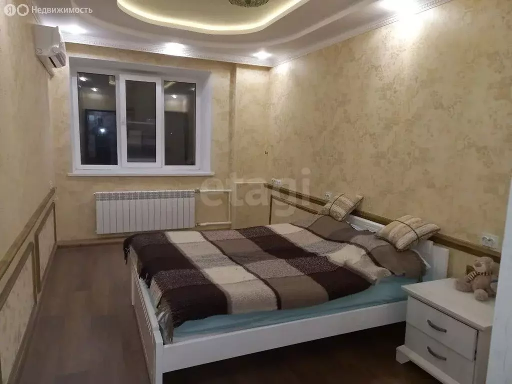 2-комнатная квартира: Калуга, улица Георгия Димитрова, 24 (75 м) - Фото 1