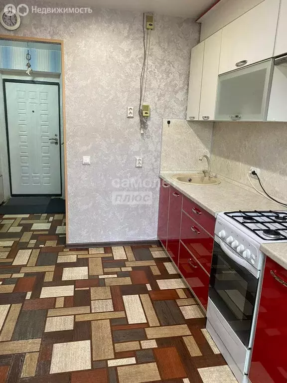 1-комнатная квартира: Медведево, посёлок городского типа Медведево, ... - Фото 2