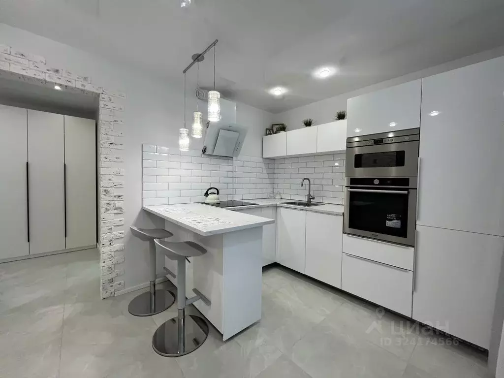 1-к кв. Нижегородская область, Нижний Новгород ул. академика Сахарова, ... - Фото 1