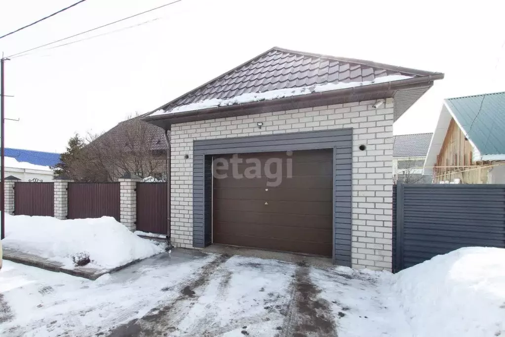 Дом в Татарстан, Альметьевск ул. Тухватуллина, 26 (180 м) - Фото 1