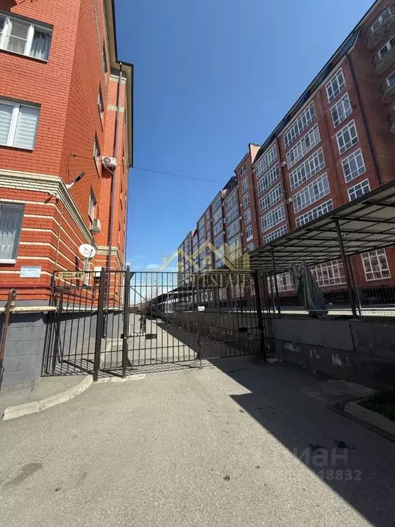1-к кв. Северная Осетия, Владикавказ ул. Астана Кесаева, 44Г (58.2 м) - Фото 2