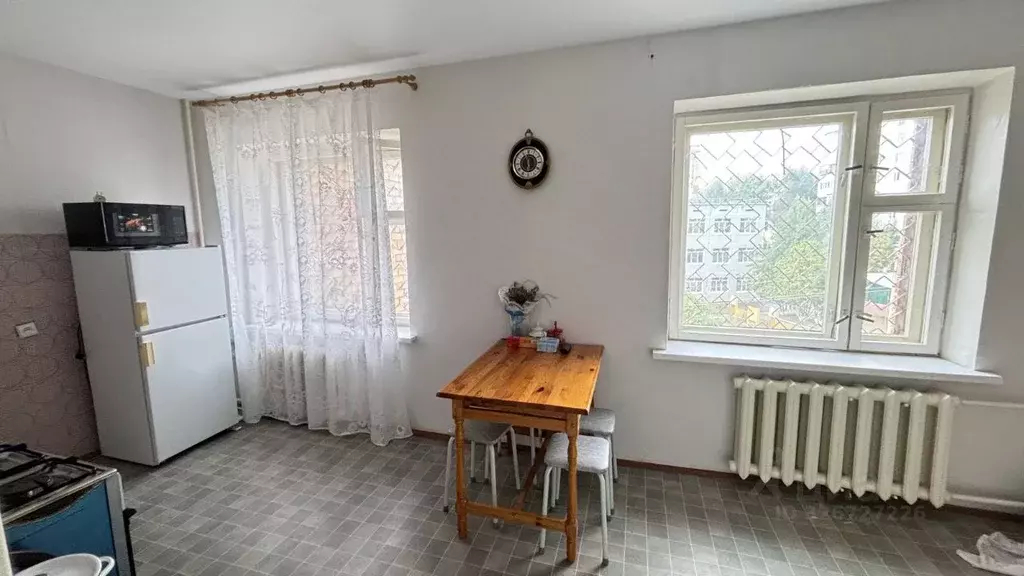 2-к кв. Коми, Сыктывкар ул. Кутузова, 17 (70.0 м) - Фото 1