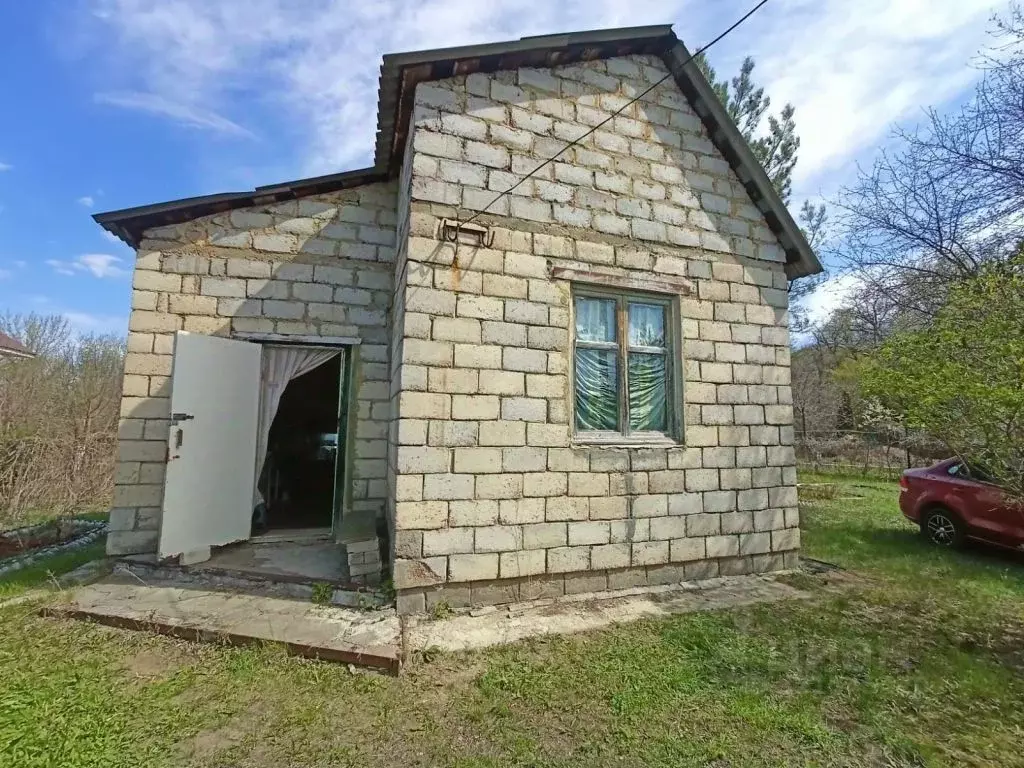 Дом в Саратовская область, Воскресенский район, Елшанское ... - Фото 1