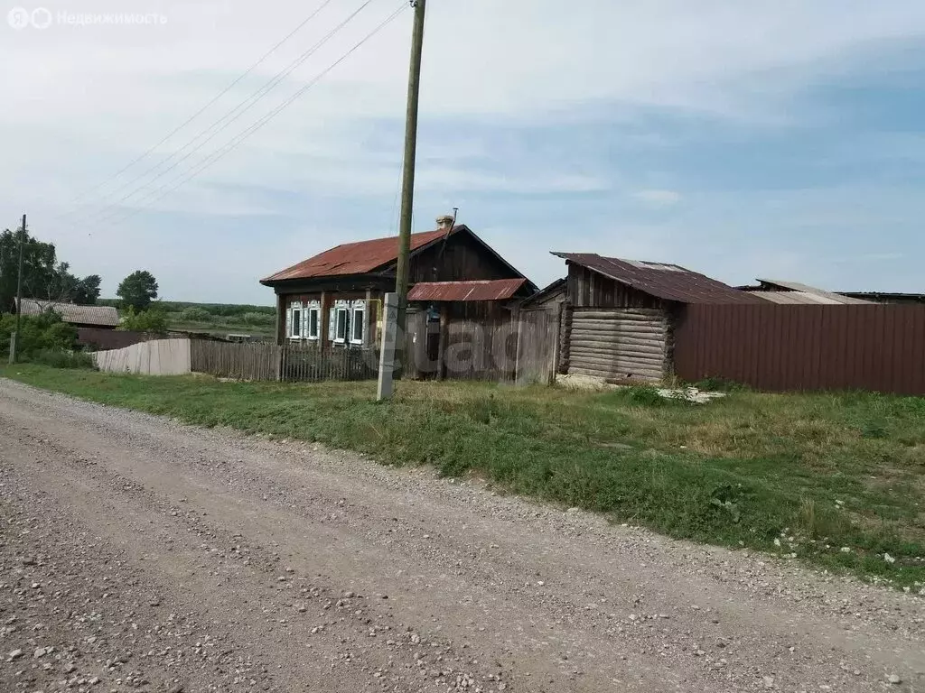 Дом в Курганская область, Далматовский муниципальный округ, деревня ... - Фото 2