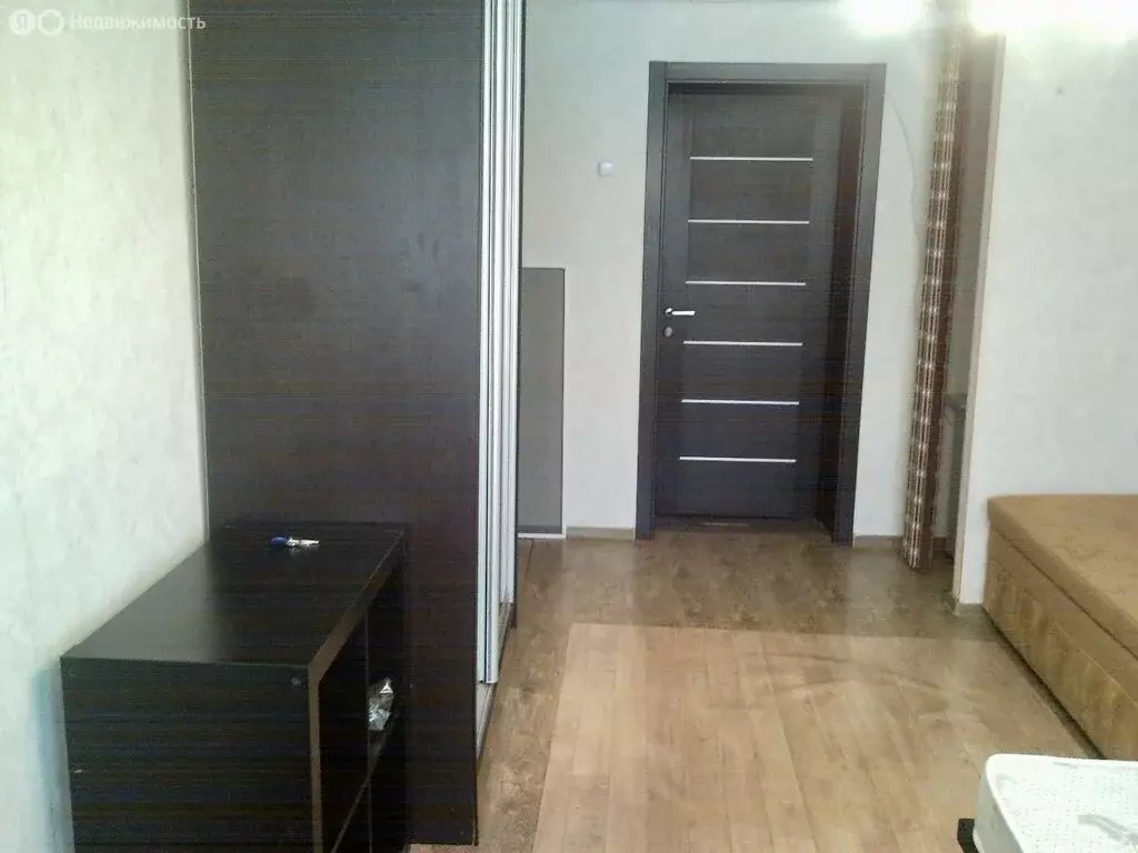 1к в 5-комнатной квартире (17 м) - Фото 1