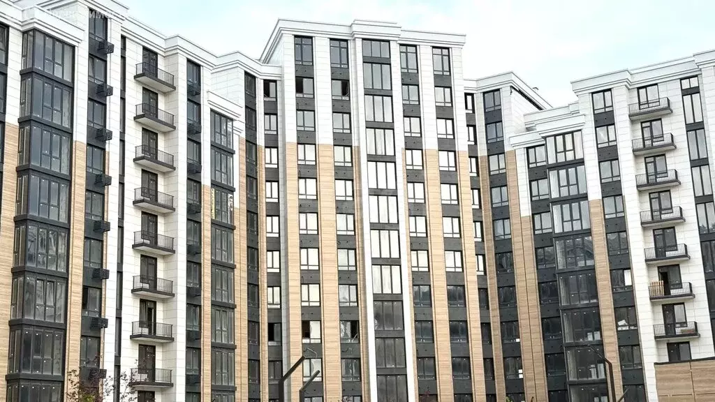 3-комнатная квартира: Каспийск, улица Сулеймана Эфендиева, 25 (98 м) - Фото 2