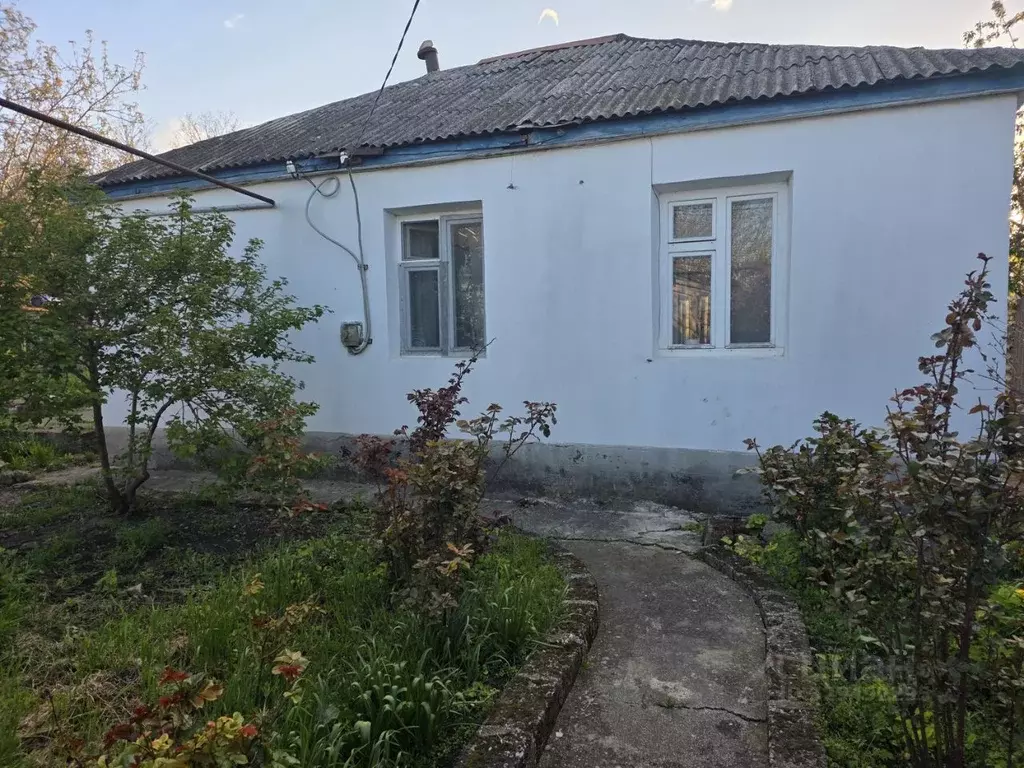 Дом в Ставропольский край, Изобильненский муниципальный округ, с. ... - Фото 2