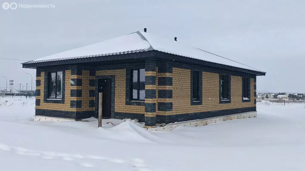 Дом в село Булгаково, бульвар Габдрахмана Кадырова, 19/2 (130 м) - Фото 1