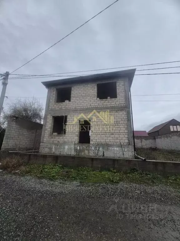 Дом в Северная Осетия, Владикавказ пл. Свободы (250 м) - Фото 1