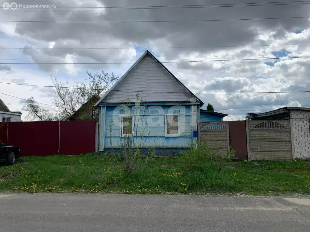 Дом в Карачев, улица Луначарского, 6 (70 м) - Фото 0