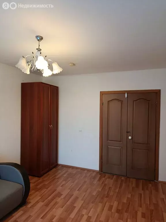 1-комнатная квартира: Екатеринбург, Парниковая улица, 8 (37.2 м) - Фото 2