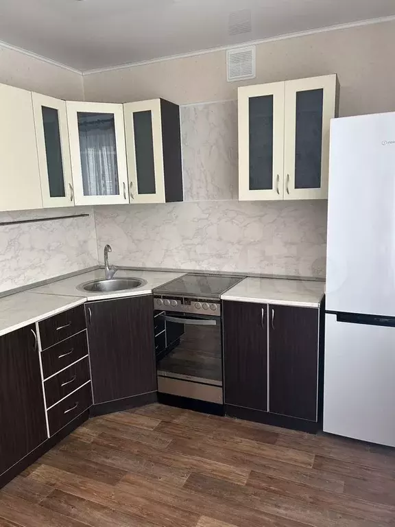1-к. квартира, 46 м, 9/15 эт. - Фото 0