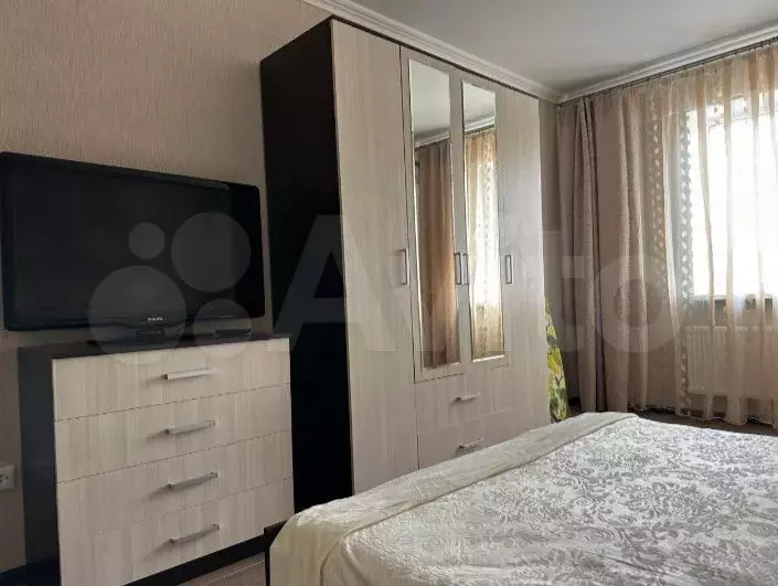 2-к. квартира, 72 м, 2/9 эт. - Фото 1