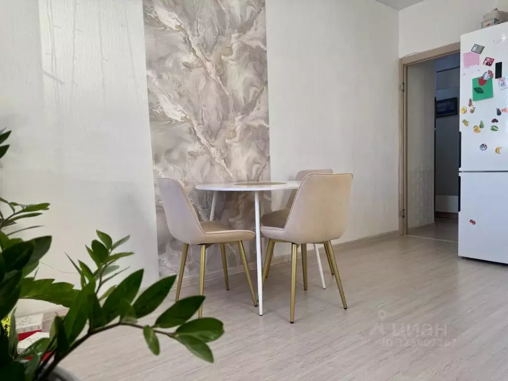 2-к кв. Свердловская область, Екатеринбург ул. Тенистая, 8А (44.4 м) - Фото 1