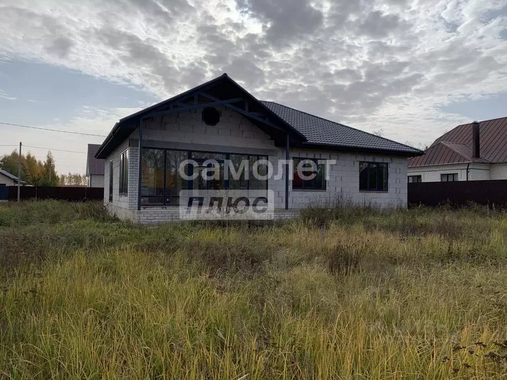 Коттедж в Липецкая область, с. Доброе ул. А.С. Дворниковой, 48 (166 м) - Фото 1