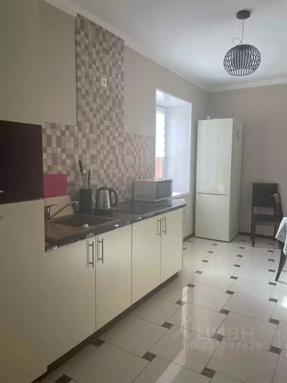 2-к кв. Белгородская область, Старый Оскол Дубрава мкр, 1 кв-л,  (72.0 ... - Фото 1