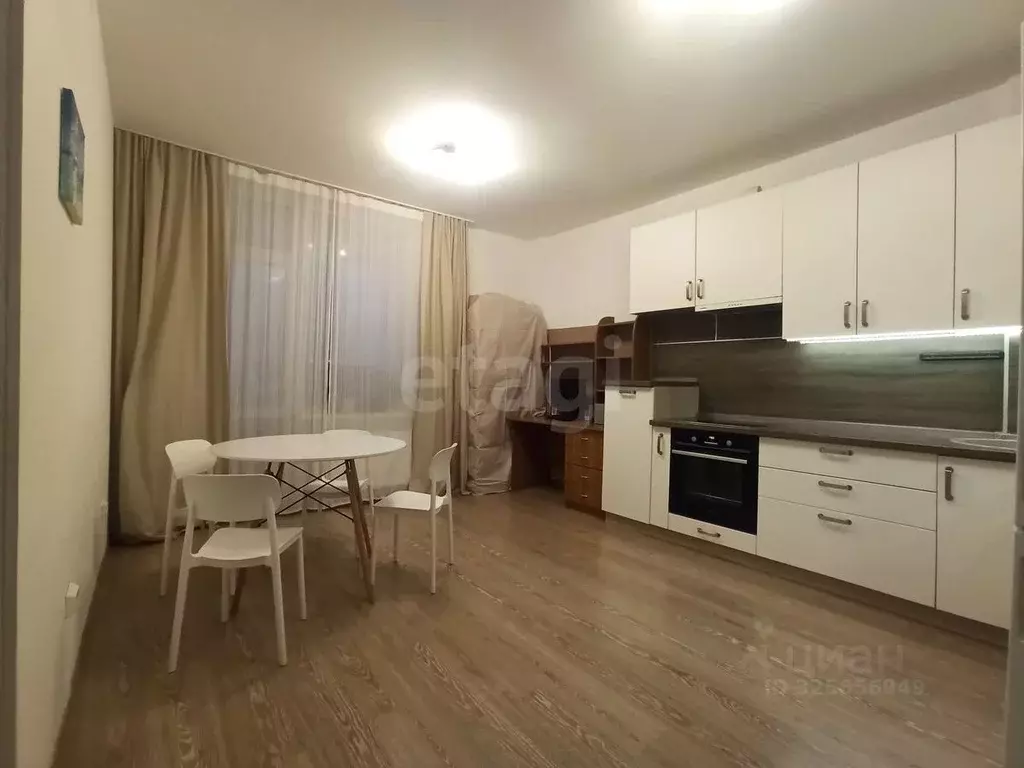 2-к кв. Свердловская область, Екатеринбург Уктус жилрайон, Светлый ... - Фото 1