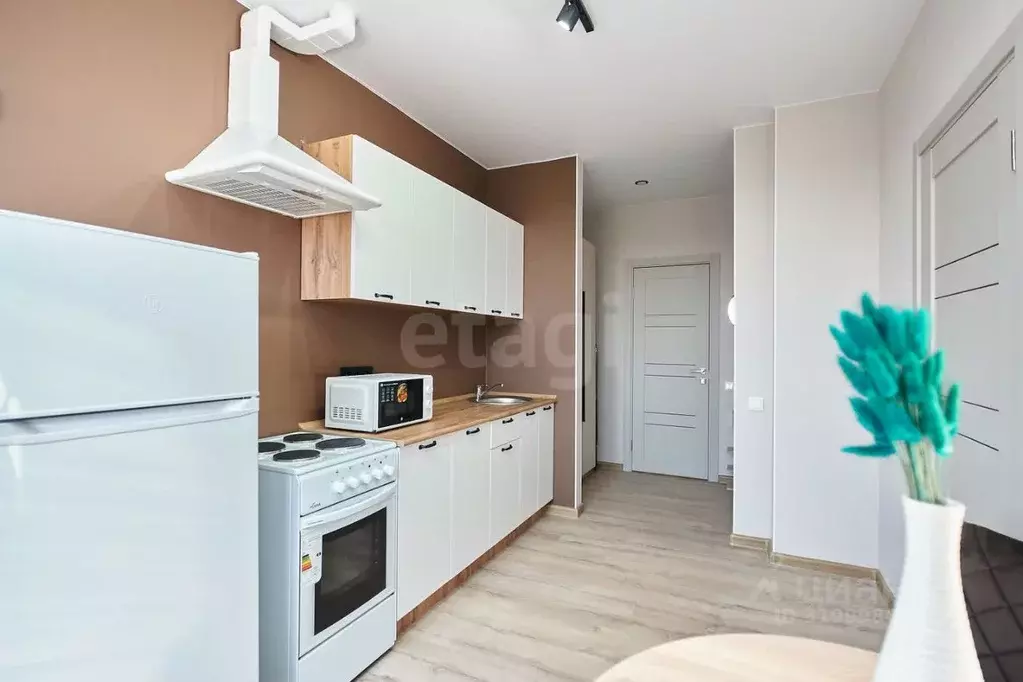 1-к кв. Тюменская область, Тюмень Новгородская ул., 9А (26.0 м) - Фото 0